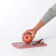 Снимка на Уред за почистване на ябълки Brabantia Tasty+ Aubergine Red